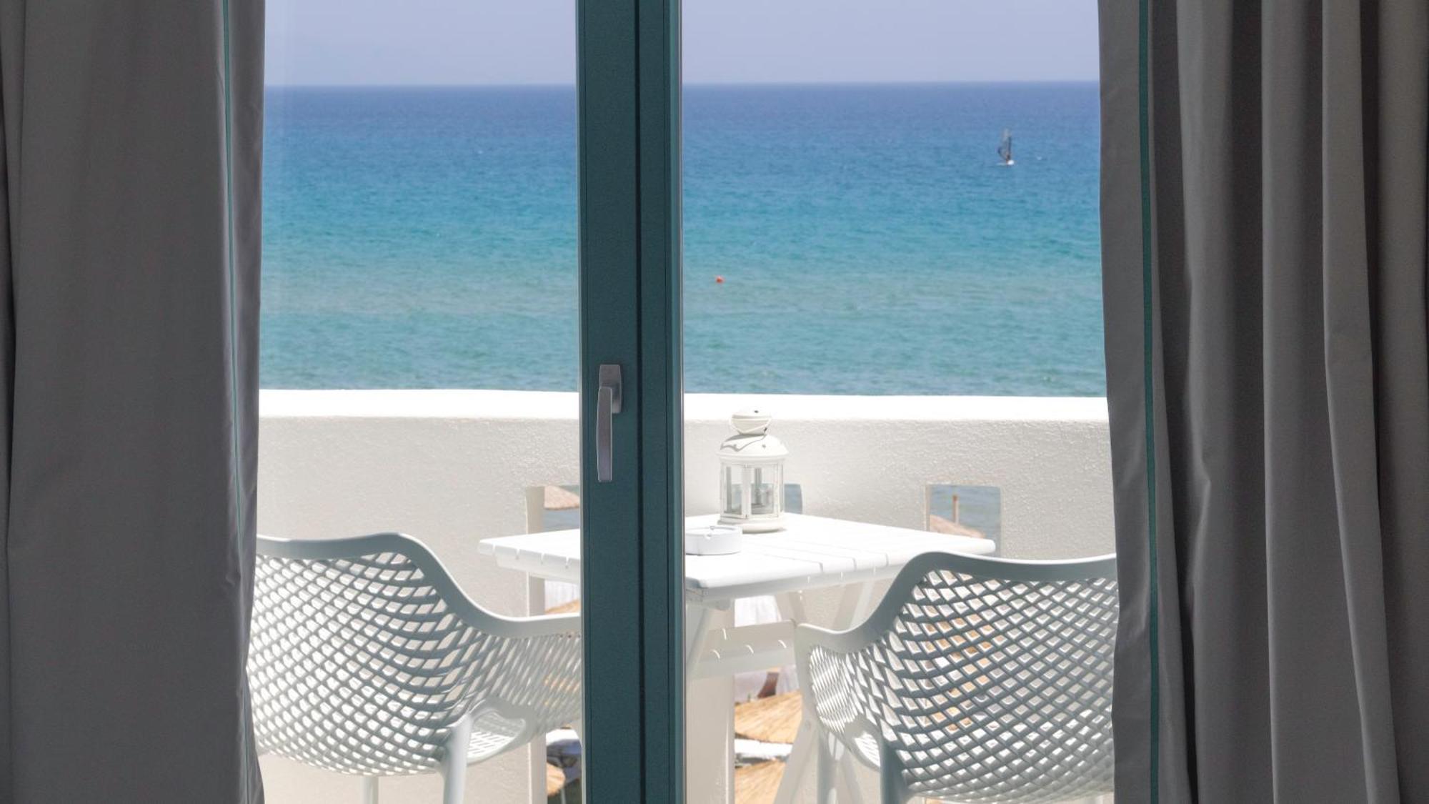 Amaryllis Beach Hotel Chrisi Akti  Oda fotoğraf